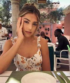 史泰龙的家庭背景,从贫困家庭走向好莱坞巅峰的励志传奇